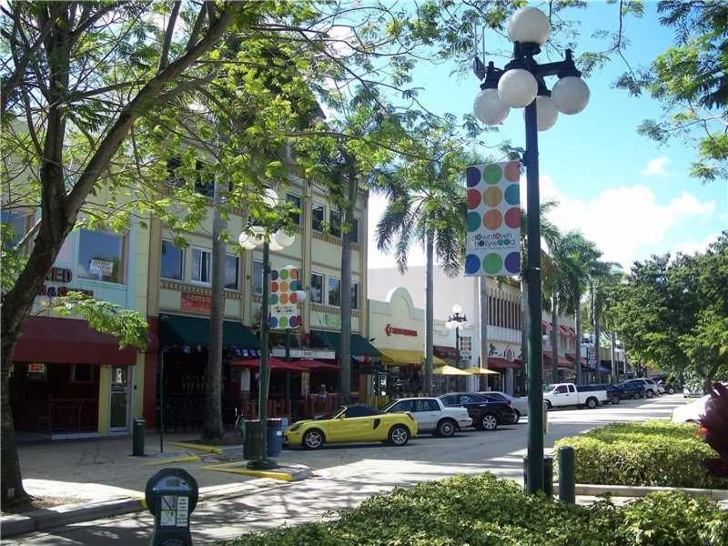 Hostel Downtown Hollywood Beach Students' Dorm Exterior foto